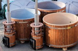 Водогрейная печь для фурако Тутуяс в деревянном массиве