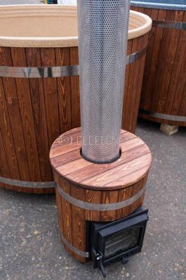 Водогрейная печь для фурако Тутуяс в деревянном массиве