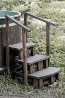 Лестница-подиум с перилами