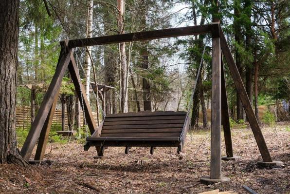 ДЕРЕВЯННЫЕ  КАЧЕЛИ